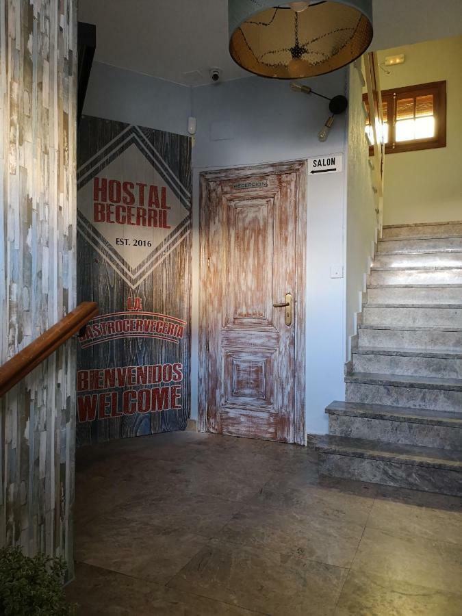 Hostal Becerril Becerril de la Sierra Kültér fotó